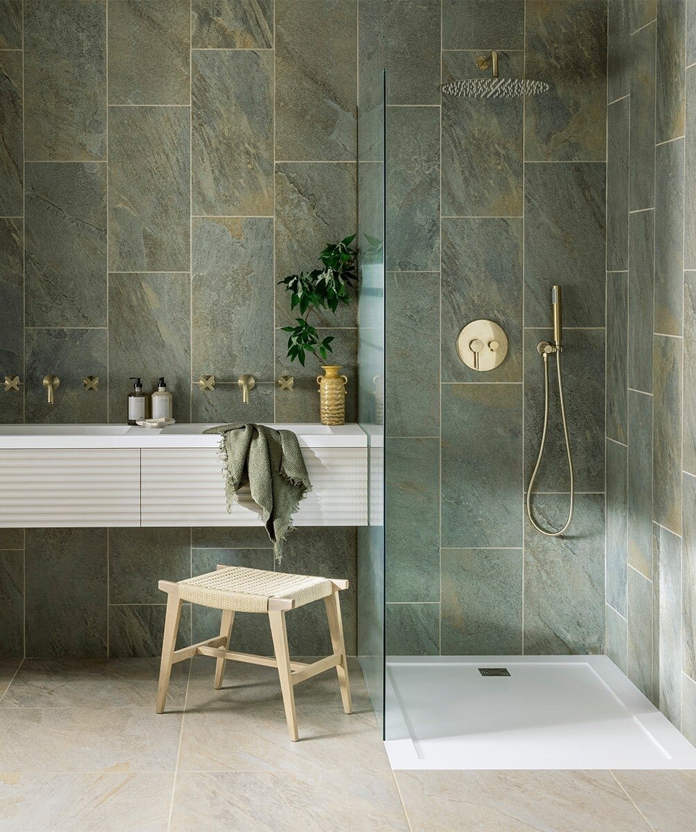 Opalia™ Green Tile (30.5cm x 60.5cm)