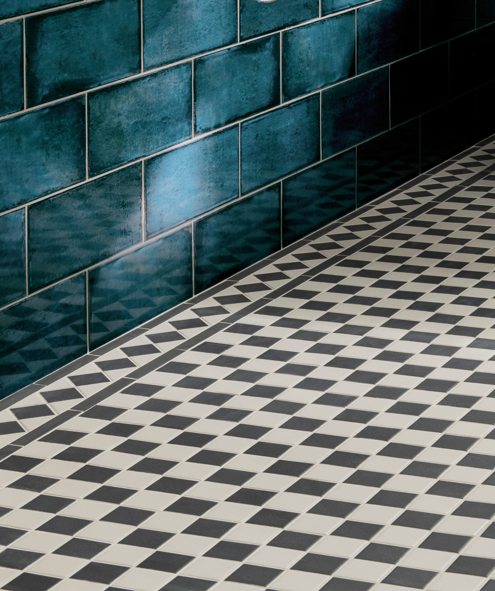 Floor Tiles Border Design 1000x1000