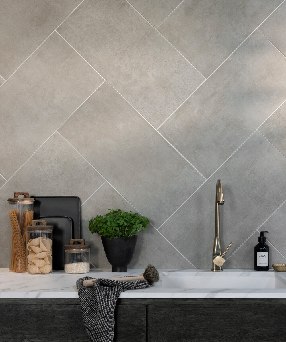 Kapital™ Topps Tiles